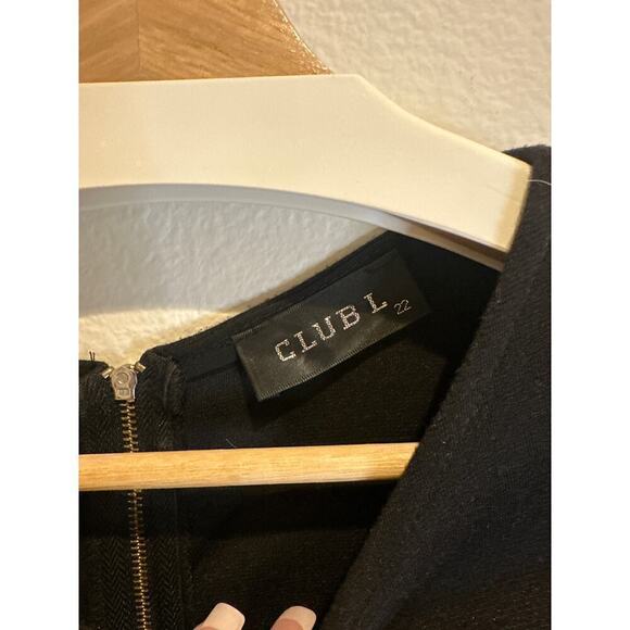 Club L Dress, Black and Gold, Women’s size 22, gorgeous plus size dress - Picture 4 of 6